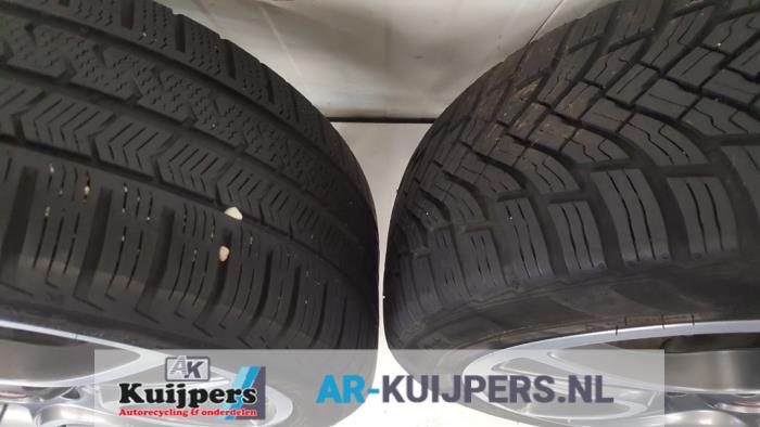 Velgen set + banden - Fiat Punto
