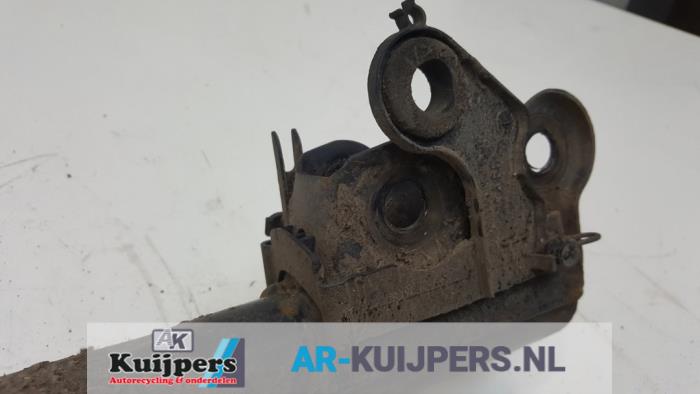 Schokdemper links-voor - Mercedes B-Klasse