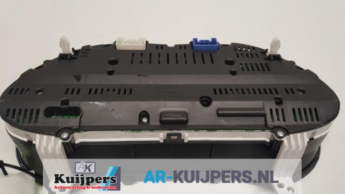Kilometerteller KM - Toyota Avensis