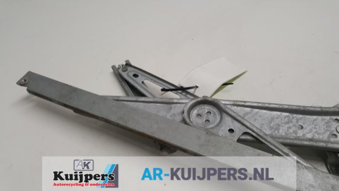 Ruitmechaniek 4Deurs links-voor - Toyota Avensis