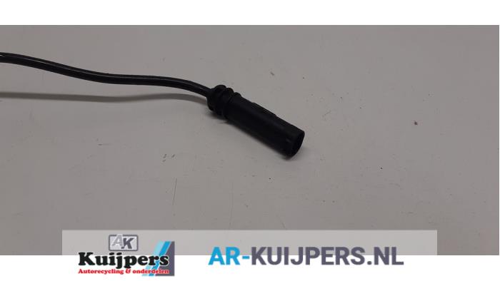 Fusee links-voor - BMW 5-Serie