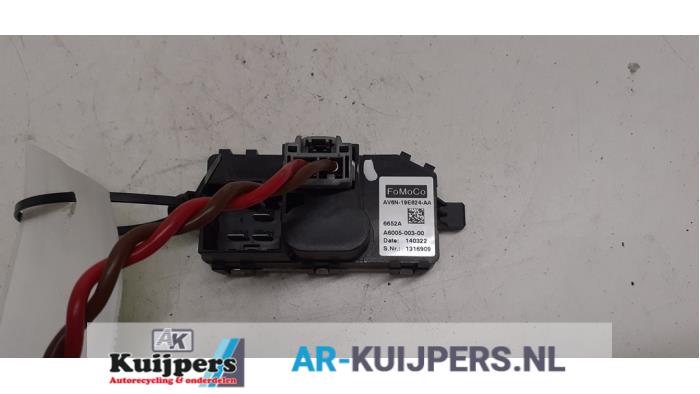 Kachel Weerstand - Ford Focus