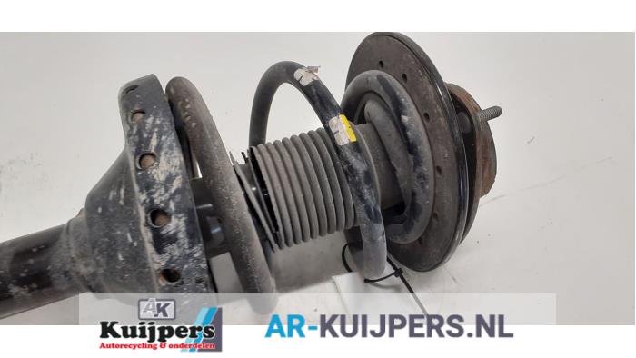 Schokdemperpoot links-voor - Subaru WRX