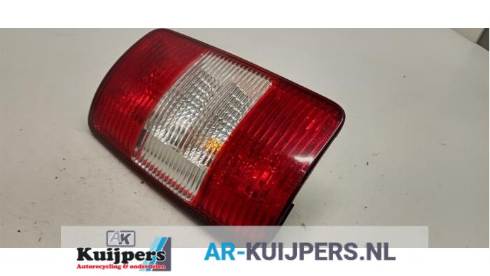 Achterlicht links - Volkswagen Caddy