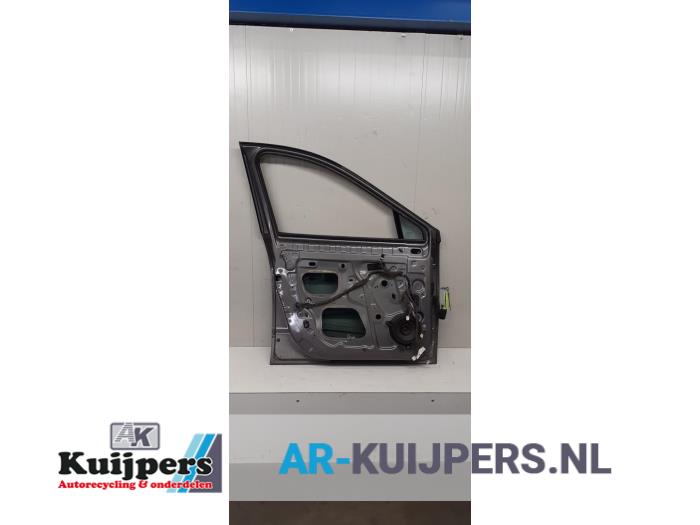 Portier 4Deurs links-voor - Renault Scenic