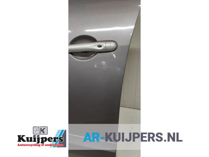 Portier 4Deurs links-voor - Renault Scenic