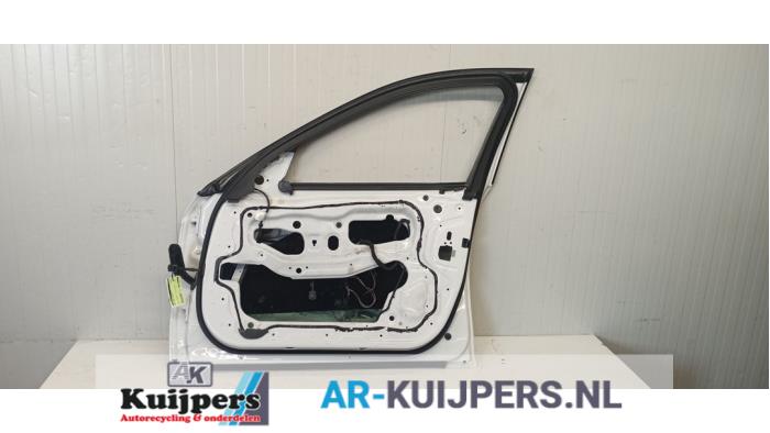 Portier 4Deurs rechts-voor - BMW 5-Serie