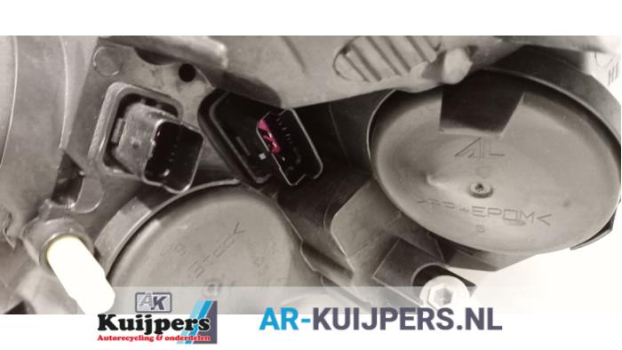 Koplamp rechts - Renault Clio