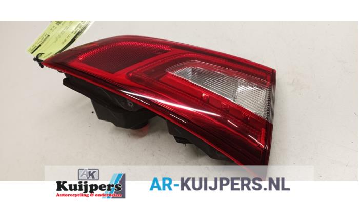 Achterlicht links - Nissan Qashqai