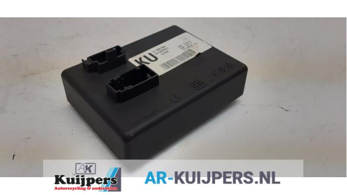 Centrale Deurvergrendelings Module - Opel Insignia