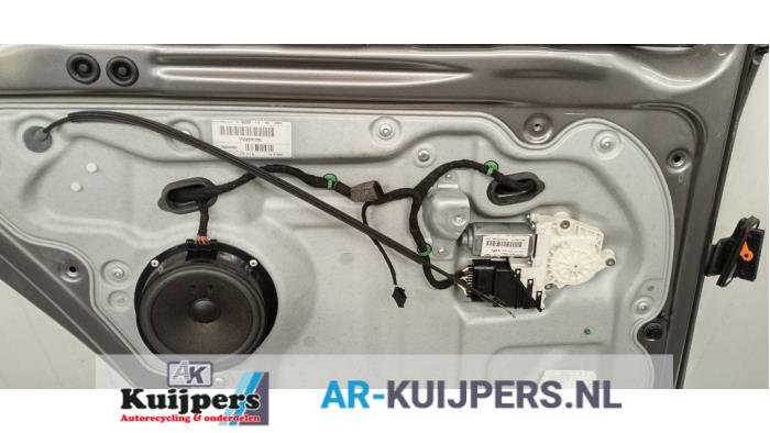 Portier 4Deurs links-achter - Volkswagen Touran