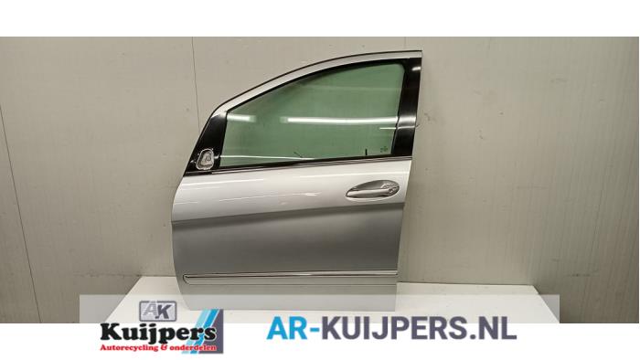 Portier 4Deurs links-voor - Mercedes B-Klasse