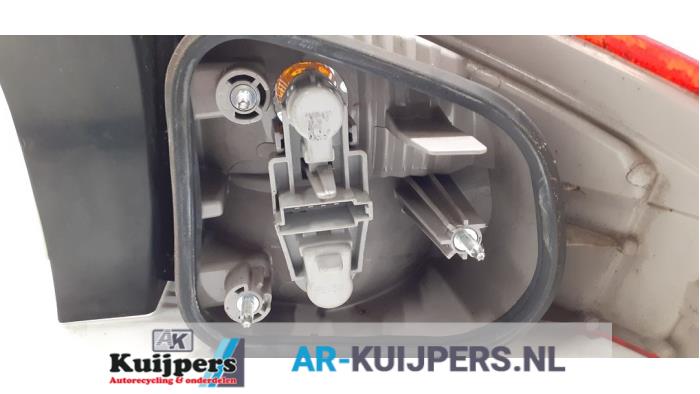 Achterlicht links - Ford Mondeo