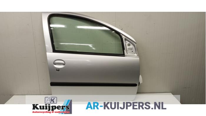 Portier 4Deurs rechts-voor - Peugeot 107