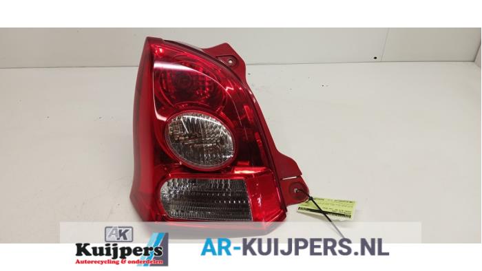 Achterlicht links - Suzuki Alto