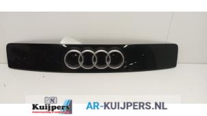 Gebruikte Grille Audi A2 (8Z0) 1.4 16V Prijs € 40,00 Margeregeling aangeboden door Autorecycling Kuijpers