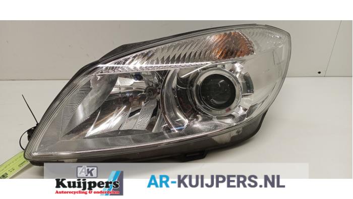 Koplamp links - Skoda Fabia