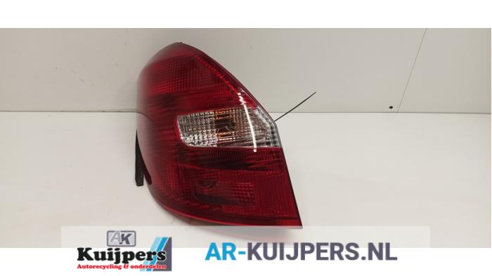Achterlicht links - Skoda Fabia