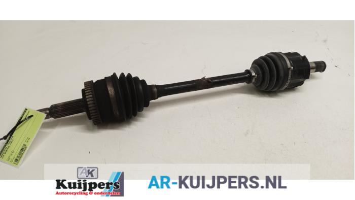 Aandrijfas links-voor - Kia Sportage