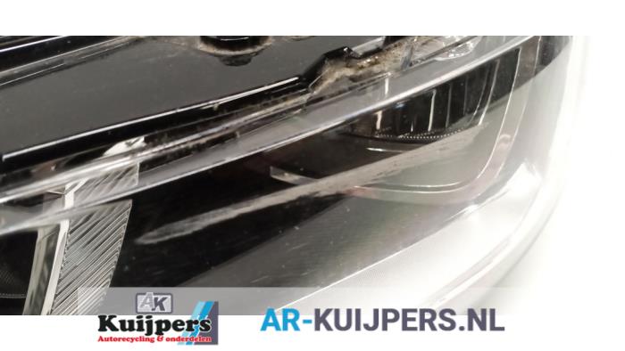 Koplamp links - Volkswagen Passat