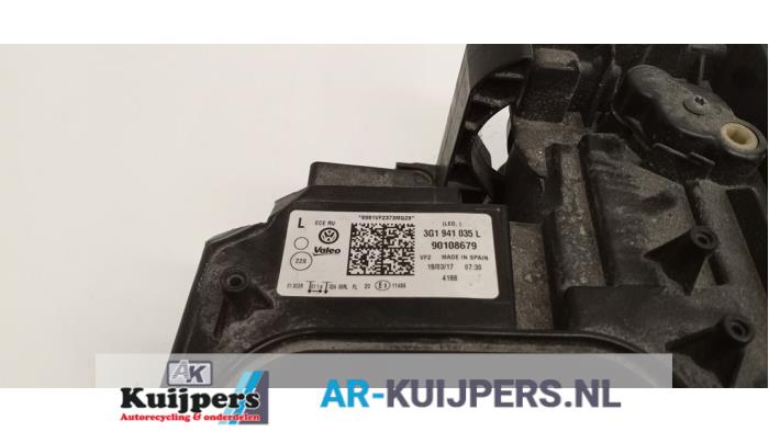 Koplamp links - Volkswagen Passat