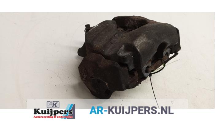 Remklauw (Tang) rechts-voor - Volkswagen Transporter