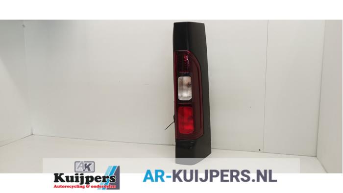 Achterlicht rechts - Opel Vivaro