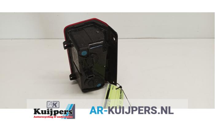 Achteruitrijlicht rechts - Opel Vivaro