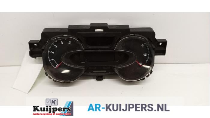 Kilometerteller KM - Opel Vivaro