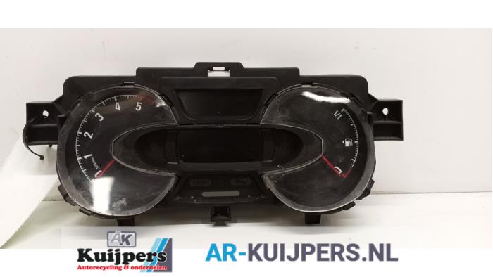 Kilometerteller KM - Opel Vivaro