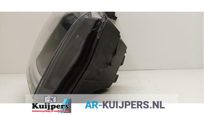 Koplamp rechts - Opel Vivaro
