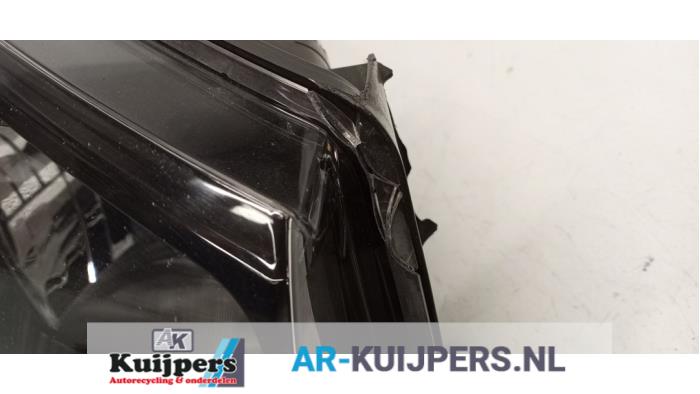 Koplamp rechts - Opel Vivaro