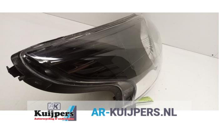 Koplamp rechts - Opel Vivaro
