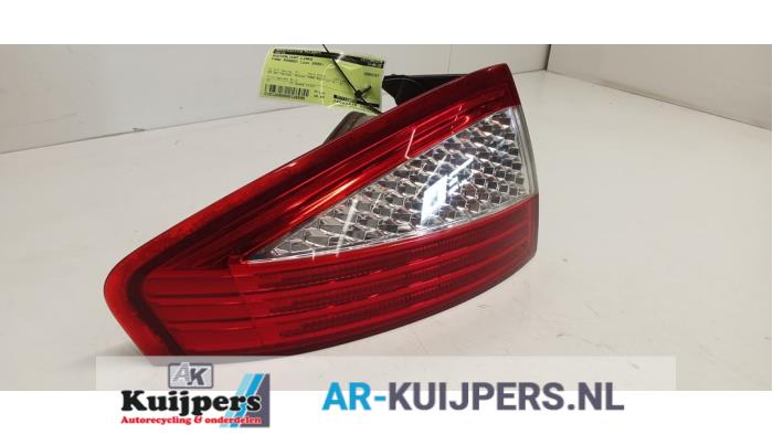 Achterlicht links - Ford Mondeo