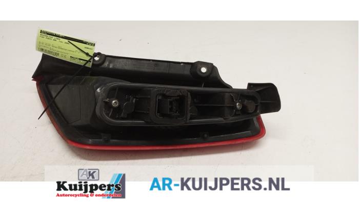 Achterlicht links - Fiat Punto Grande