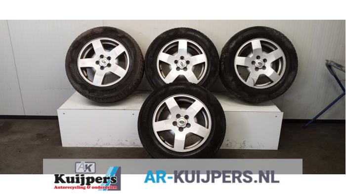 Sportvelgenset + winterbanden - Landrover Discovery