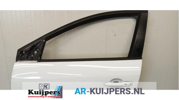 Portier 4Deurs links-voor - Renault Megane