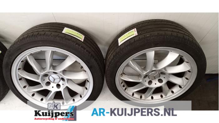 Sportvelgenset + banden - Mercedes CLK