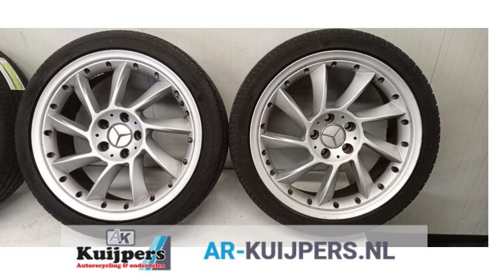 Sportvelgenset + banden - Mercedes CLK
