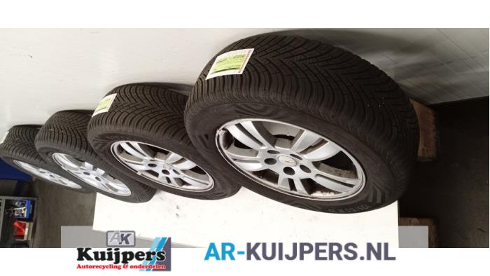 Sportvelgenset + banden - Chevrolet Aveo