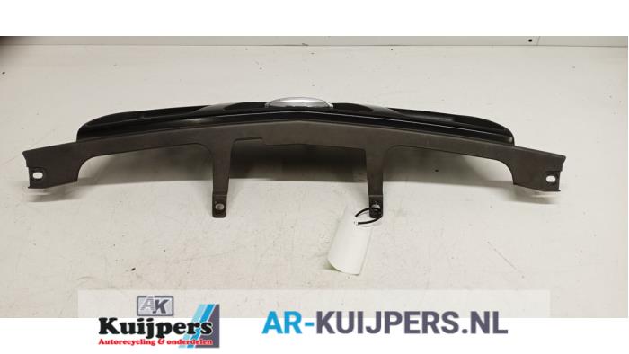 Grille - Nissan X-Trail