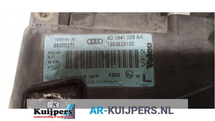 Koplamp links - Audi A4