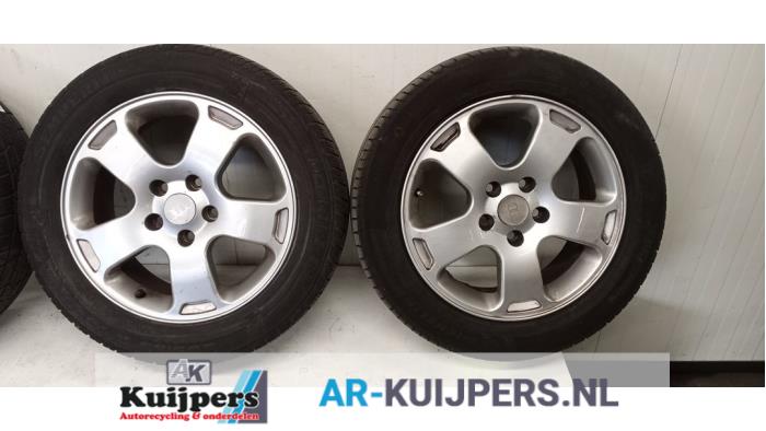 Sportvelgenset + banden - Audi A4