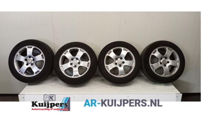 Sportvelgenset + banden - Audi A4