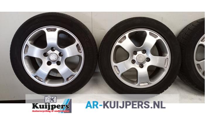 Sportvelgenset + banden - Audi A4