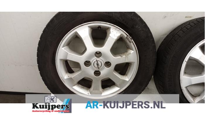 Velgen set + winterbanden - Opel Astra