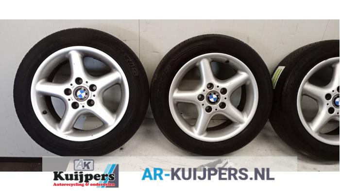 Sportvelgenset + banden - BMW 3-Serie