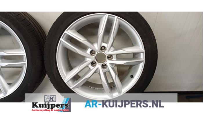 Sportvelgenset + banden - Seat Ibiza