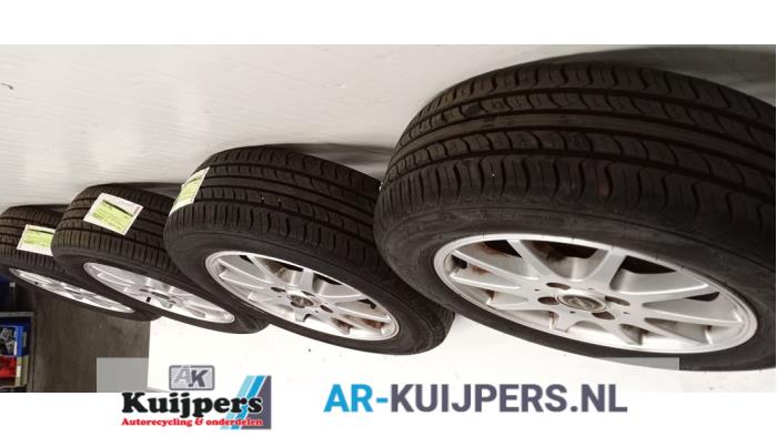 Sportvelgenset + banden - Opel Corsa