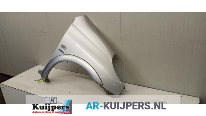 Scherm rechts-voor - Toyota Yaris Verso